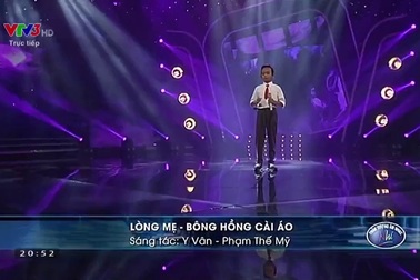 Cậu bé dân ca Hồ Văn Cường "chạm vào từng ngõ ngách cảm xúc" với liên khúc dân ca