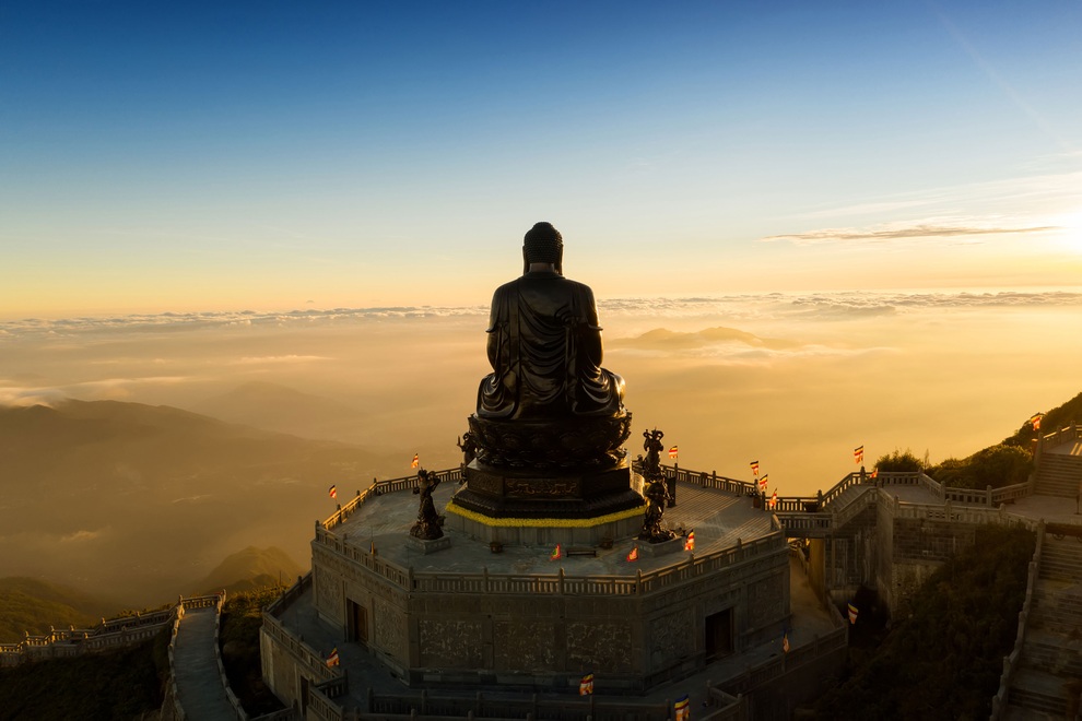 Điểm danh những ngọn núi huyền tích tại Việt Nam - 5 Điểm danh những ngọn núi huyền tích tại Việt Nam - 5