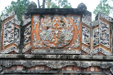 Phục hồi thành công mộ vua Tự Đức bằng kỹ thuật xưa