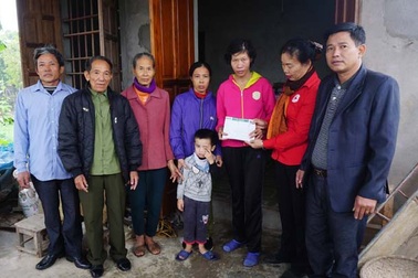 Hơn 74 triệu đồng đến người mẹ 3 lần mổ não