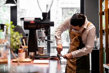 Thao tác kỹ thuật cơ bản cần chú ý khi pha Espresso