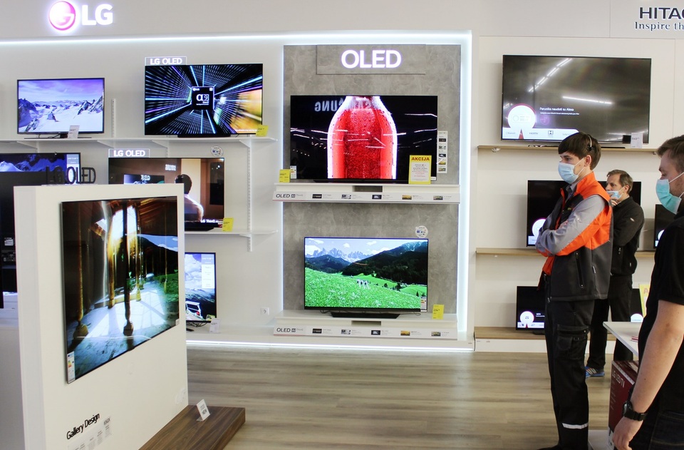 LG dẫn đầu cuộc đua TV OLED 2020 - 3 LG dẫn đầu cuộc đua TV OLED 2020 - 3