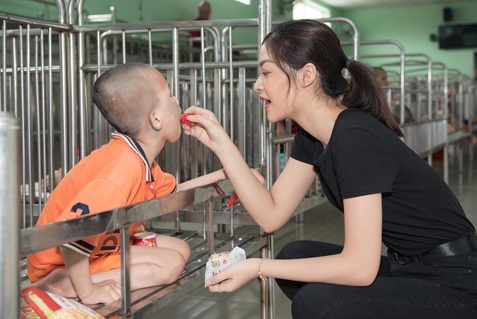 Đan Trường cởi trần, khoe cơ bắp với tạo hình cổ trang - 5 Đan Trường cởi trần, khoe cơ bắp với tạo hình cổ trang - 5