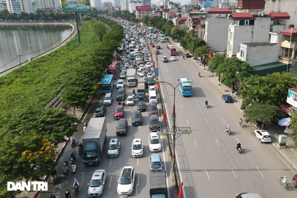 Hà Nội: Đường vành đai 3 thất thủ từ trên cao xuống thấp trong nhiều giờ - 11 Hà Nội: Đường vành đai 3 thất thủ từ trên cao xuống thấp trong nhiều giờ - 11
