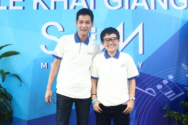 Nhạc sĩ Phương Uyên lên chức “hiệu trưởng” trường nhạc