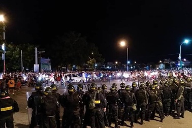 Nhiều người tiếp tục tụ tập gây rối ở Bình Thuận