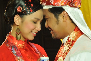 Lý Hùng tiết lộ hậu trường cảnh diễn với những nữ diễn viên trẻ