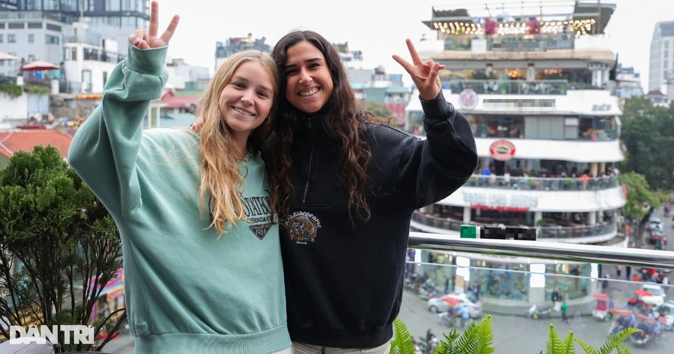 Một ngày khám phá Hà Nội: Ăn đủ món ngon, check-in toàn ảnh đẹp