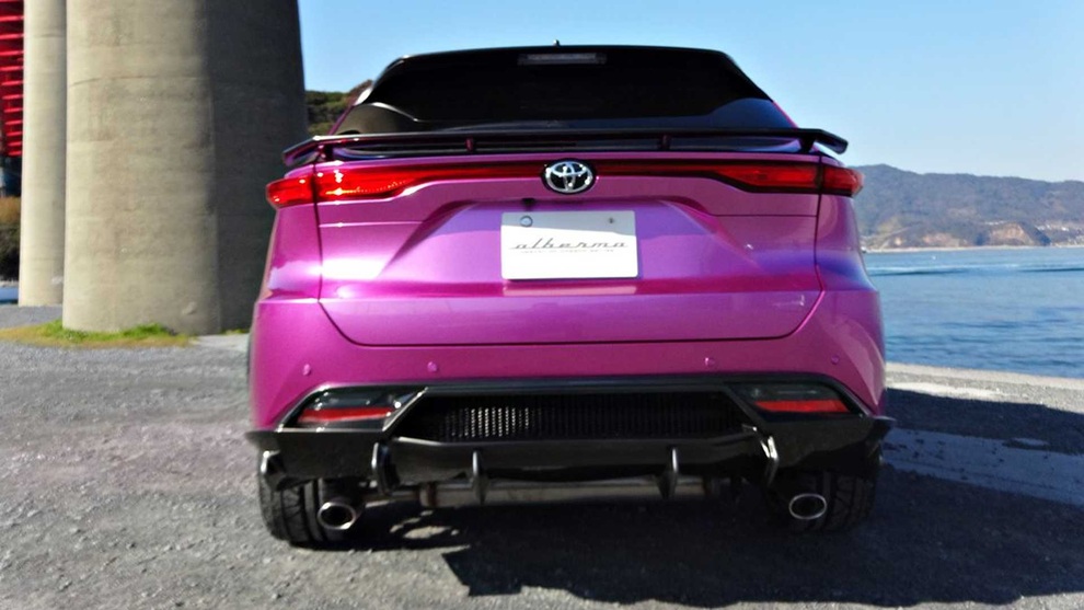 Soi siêu xe Lamborghini Urus được hô biến từ Toyota Venza - 8 Soi siêu xe Lamborghini Urus được hô biến từ Toyota Venza - 8