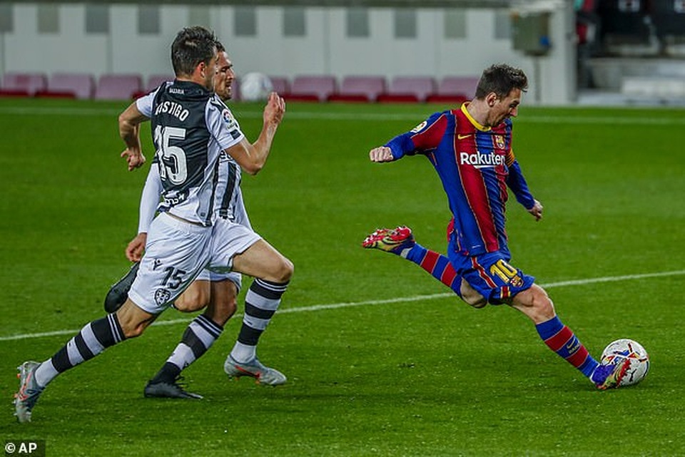Messi ghi bàn, Barcelona tìm lại cảm giác chiến thắng - 7 Messi ghi bàn, Barcelona tìm lại cảm giác chiến thắng - 7