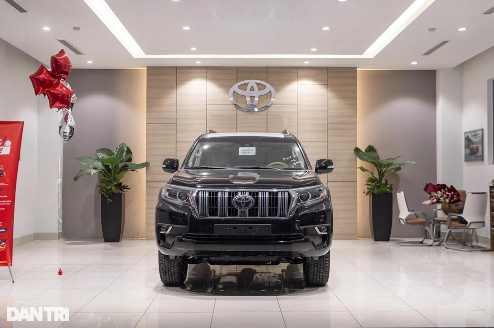 Chi tiết Land Cruiser Prado 2021: Tăng gần 170 triệu đồng liệu có đáng giá? - 3 Chi tiết Land Cruiser Prado 2021: Tăng gần 170 triệu đồng liệu có đáng giá? - 3