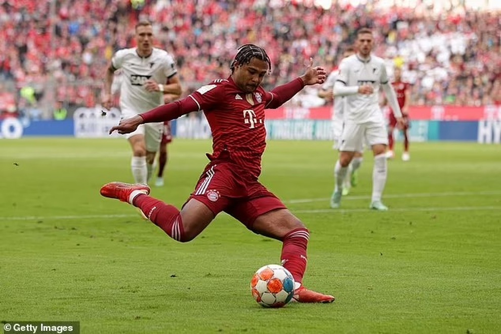 Lewandowski thăng hoa, tiến sát kỷ lục của huyền thoại Gerd Muller - 4 Lewandowski thăng hoa, tiến sát kỷ lục của huyền thoại Gerd Muller - 4