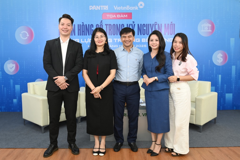 Ngân hàng số trong kỷ nguyên mới - Động lực tăng trưởng bền vững - 1 Ngân hàng số trong kỷ nguyên mới - Động lực tăng trưởng bền vững - 1
