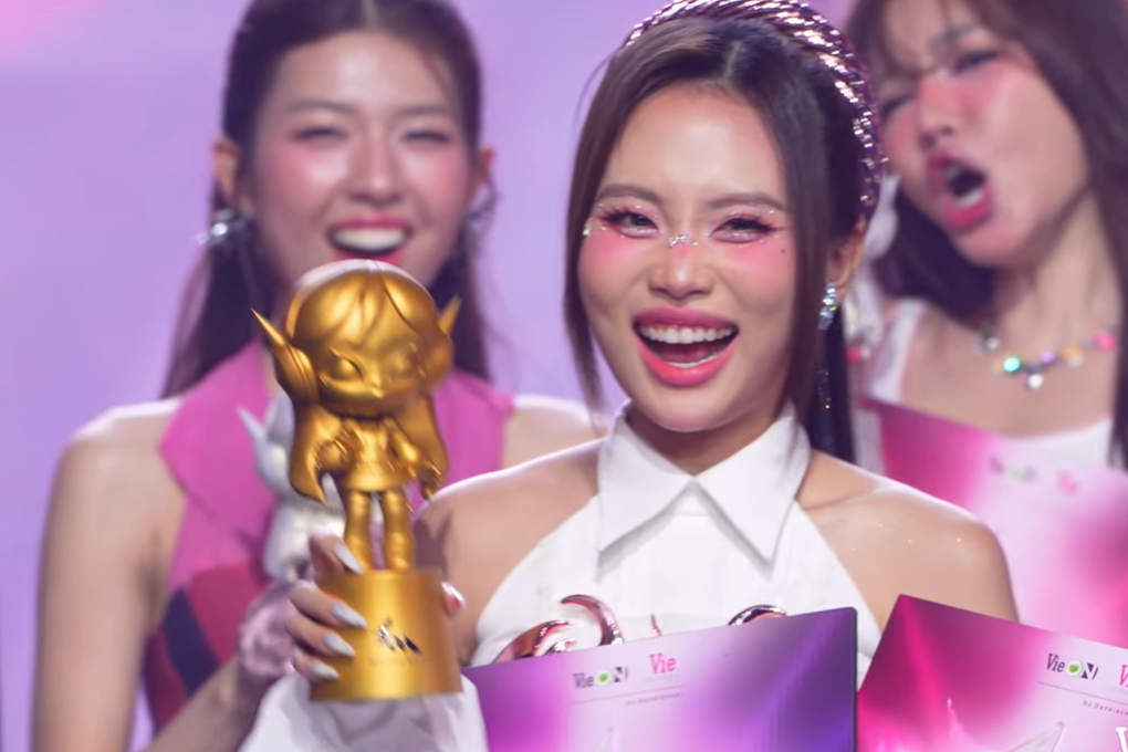 Phương Mỹ Chi trở thành Quán quân tại Em xinh, bật khóc khi nhận cúp - 1 Phương Mỹ Chi trở thành Quán quân tại Em xinh, bật khóc khi nhận cúp - 1