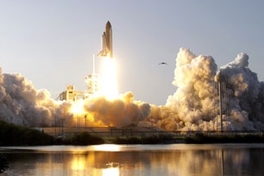 Người robot cất cánh trong sứ mệnh cuối cùng của Discovery