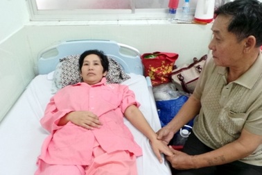 Góa phụ lâm trọng bệnh, 3 con thơ đói khát bơ vơ