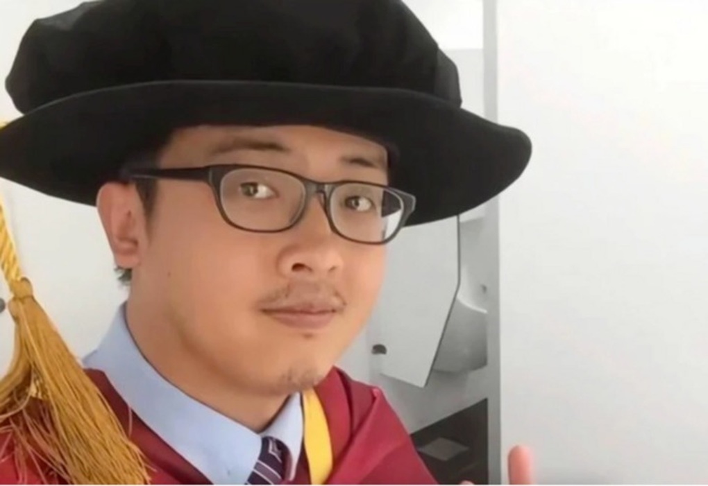 Học bá đi giao đồ ăn dù có bằng thạc sĩ ĐH Bắc Kinh lẫn Oxford - 1 Học bá đi giao đồ ăn dù có bằng thạc sĩ ĐH Bắc Kinh lẫn Oxford - 1