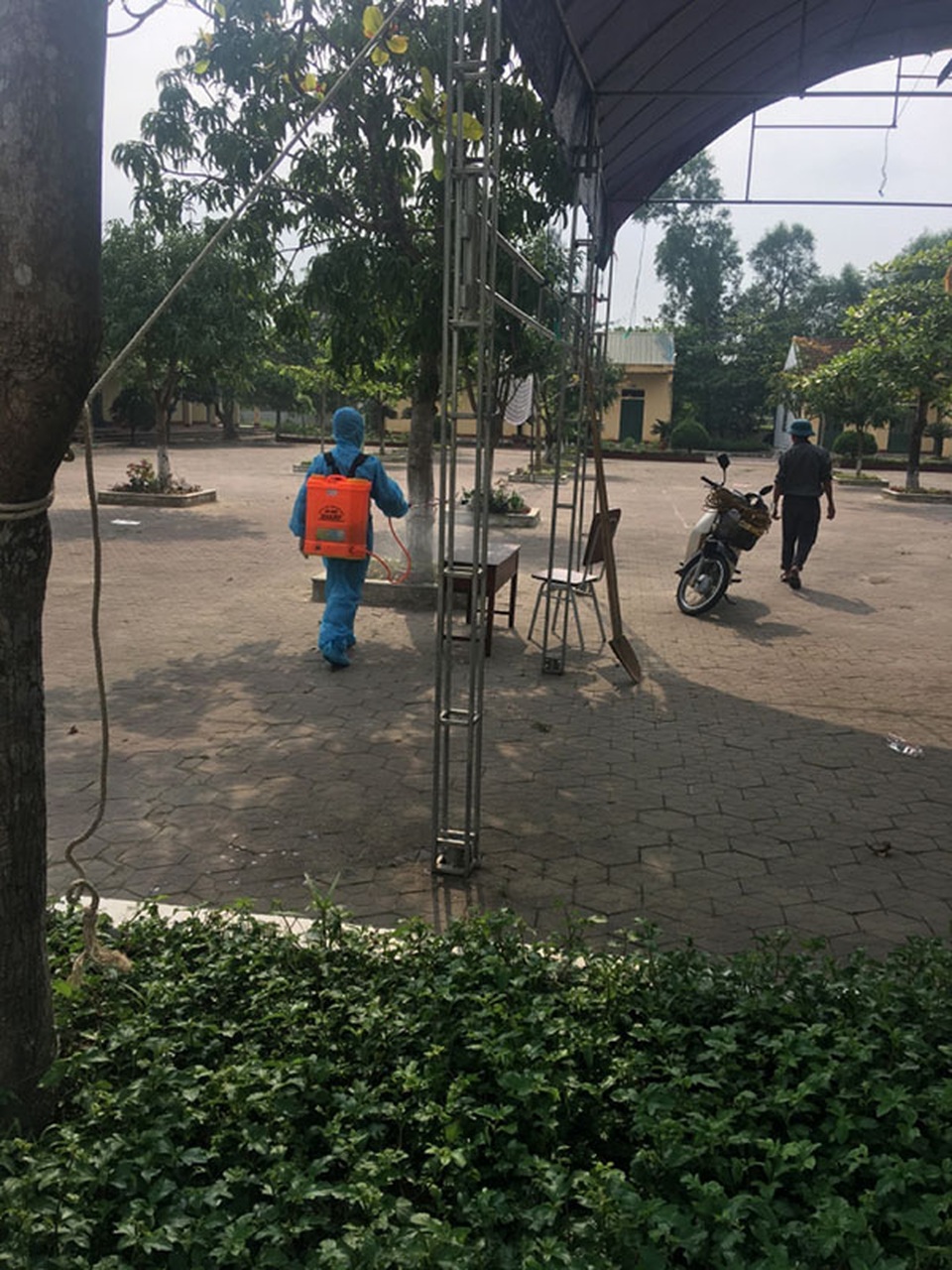 240 trường học trưng dụng cách ly y tế được làm sạch, sẵn sàng đón học sinh - 3 240 trường học trưng dụng cách ly y tế được làm sạch, sẵn sàng đón học sinh - 3