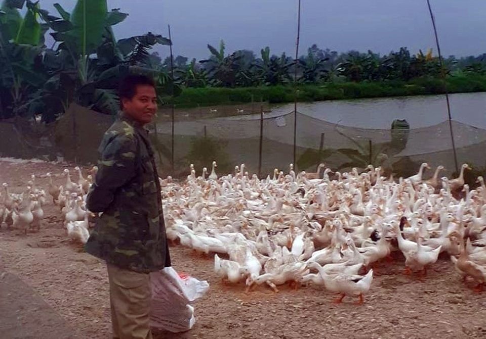 Nam thanh niên ủng hộ khu cách ly 1.000 quả trứng vịt - 3 Nam thanh niên ủng hộ khu cách ly 1.000 quả trứng vịt - 3