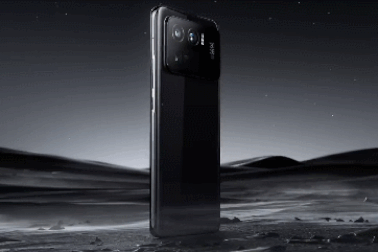 Xiaomi ra mắt smartphone với thiết kế 2 màn hình độc đáo Mi 11 Ultra