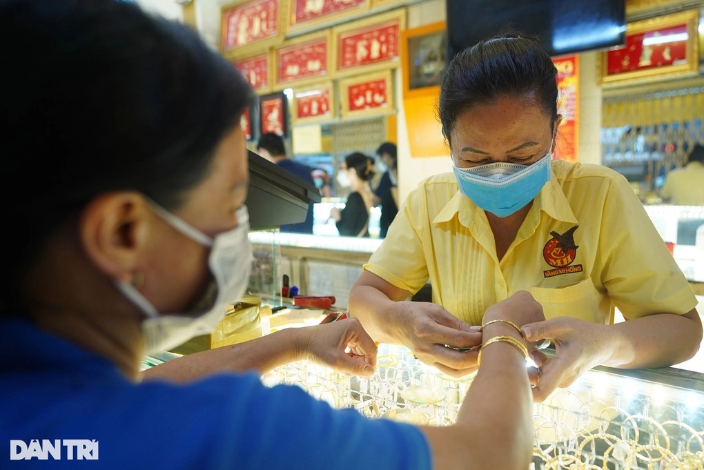 Thanh tra Chính phủ: Xử lý không khoan nhượng vi phạm trong kinh doanh vàng - 3 Thanh tra Chính phủ: Xử lý không khoan nhượng vi phạm trong kinh doanh vàng - 3