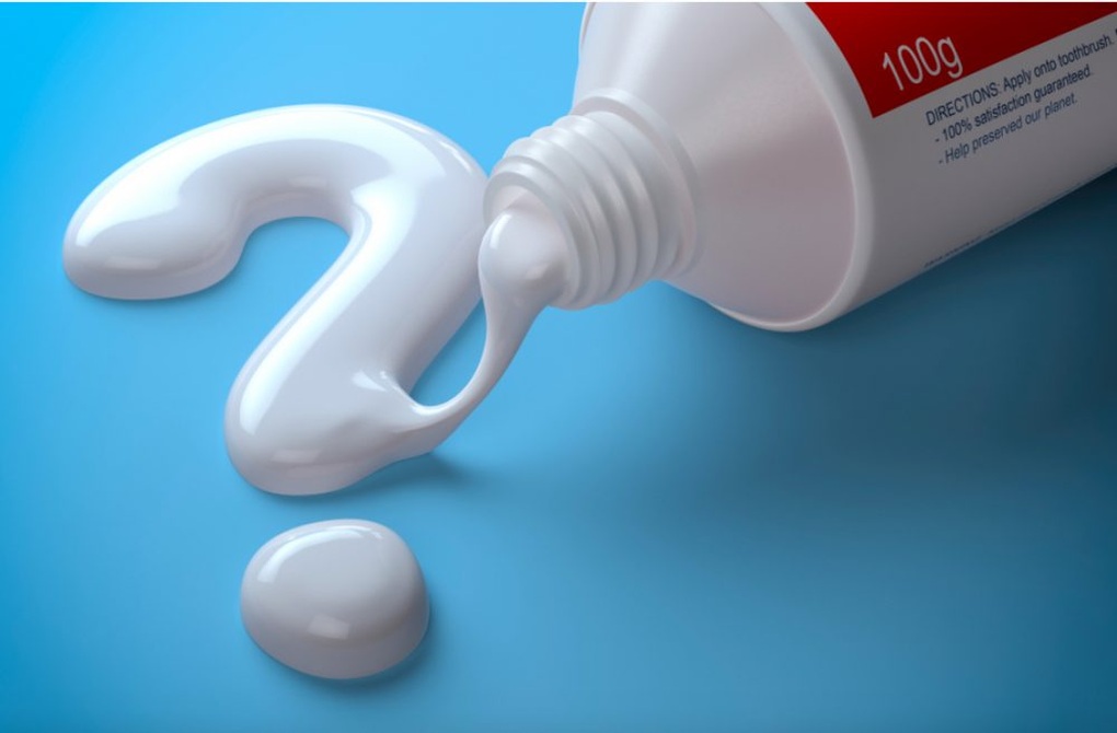 Mặt nữ sinh nở hoa vì dùng kem đánh răng chữa mụn theo Tiktok - 2 Mặt nữ sinh nở hoa vì dùng kem đánh răng chữa mụn theo Tiktok - 2