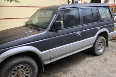 Đấu giá 10 ô tô của quản lý thị trường Hà Nội, xe Mercedes giá từ 17 triệu