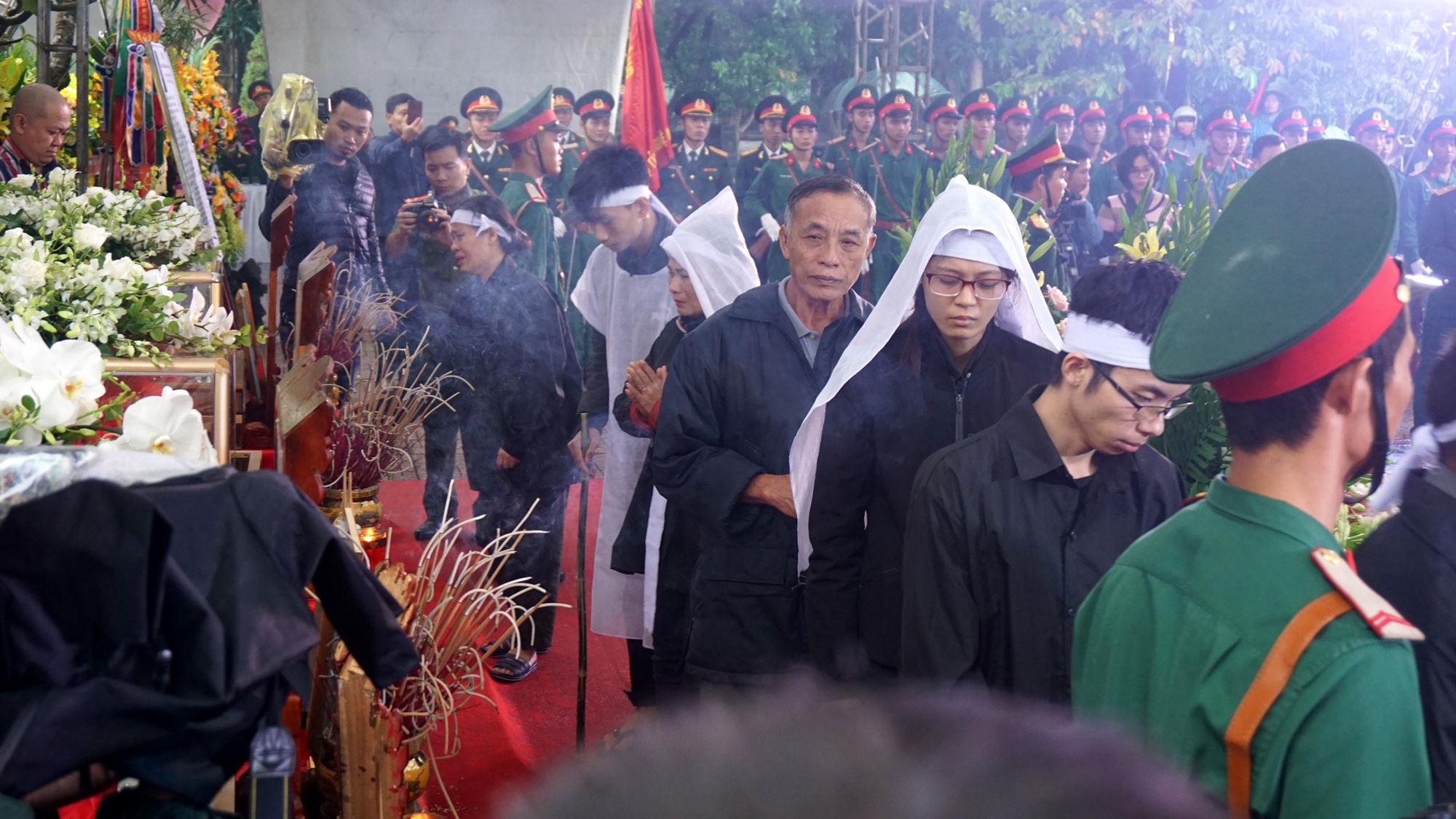 Tang thương Rào Trăng: Các liệt sỹ về đất mẹ trong cơn mưa tầm tã - 7 Tang thương Rào Trăng: Các liệt sỹ về đất mẹ trong cơn mưa tầm tã - 7