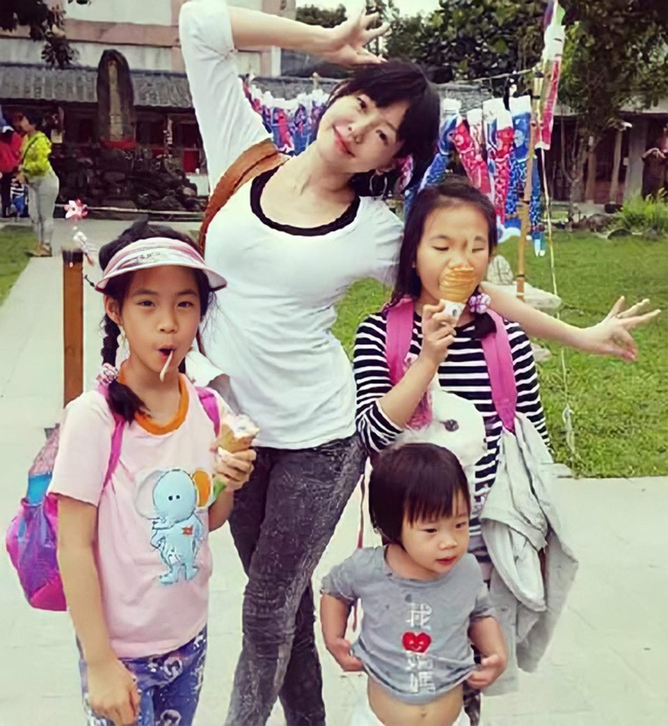 Đệ nhất MC Đài Loan gây tranh cãi vì chủ nghĩa dạy con siêu tiết kiệm - 2 Đệ nhất MC Đài Loan gây tranh cãi vì chủ nghĩa dạy con siêu tiết kiệm - 2