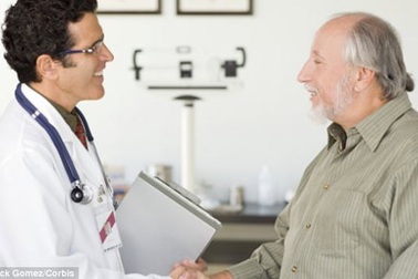 Tử vong do ung thư ở nam giới cao hơn hẳn nữ giới