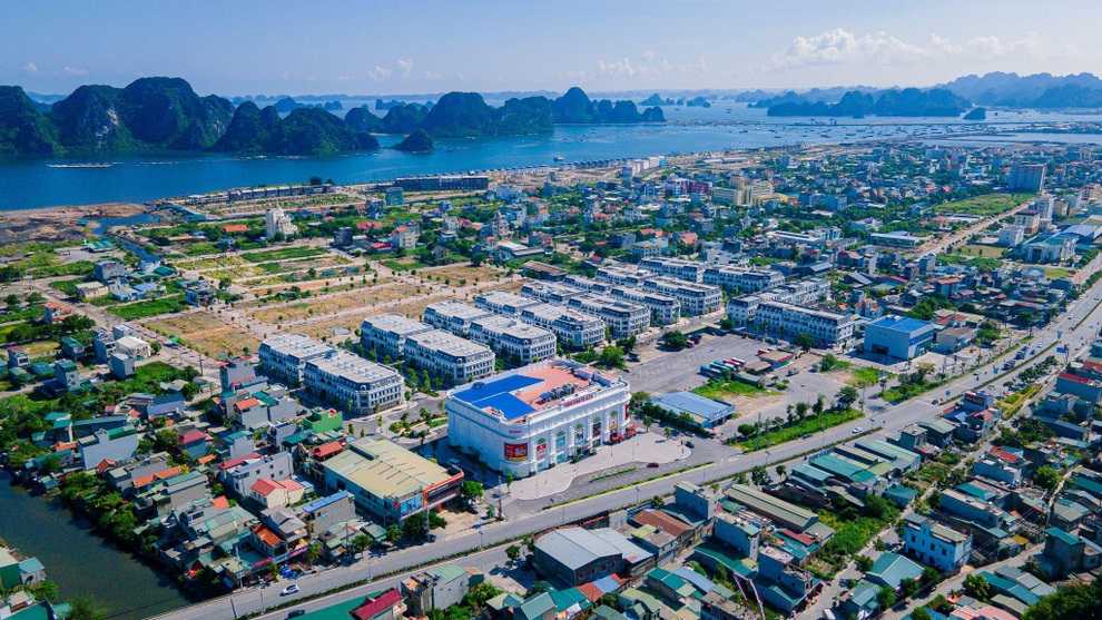 Cơ hội cho bất động sản Cẩm Phả khi tuyến đường bao biển nghìn tỷ hoạt động - 2 Cơ hội cho bất động sản Cẩm Phả khi tuyến đường bao biển nghìn tỷ hoạt động - 2