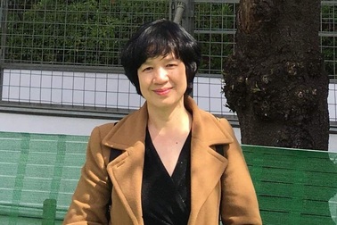 Nữ giáo viên thời đại mới: "Không có bản lĩnh dễ sa chân vào “khoảng đen” tiêu cực"