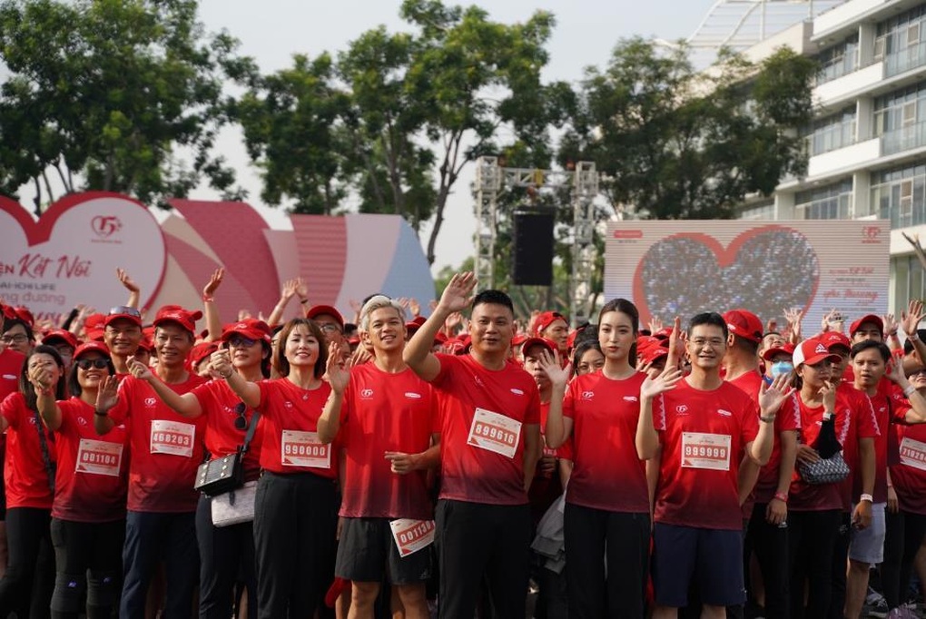Cùng Hoa hậu Đỗ Mỹ Linh chinh phục Dai-ichi Life - Cung Đường Yêu Thương 2022 - 1 Cùng Hoa hậu Đỗ Mỹ Linh chinh phục Dai-ichi Life - Cung Đường Yêu Thương 2022 - 1