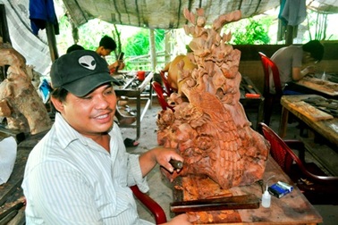 Nghị lực vượt lên chính mình của ông chủ trẻ khuyết tật