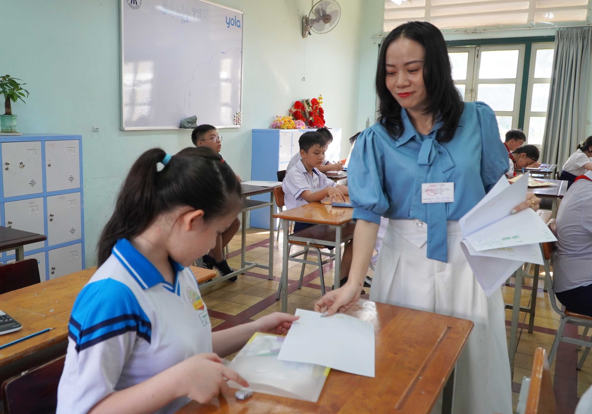 Thí sinh “cày” 6 buổi/tuần, đi 35km để thi lớp 6 Trường Trần Đại Nghĩa - 9 Thí sinh “cày” 6 buổi/tuần, đi 35km để thi lớp 6 Trường Trần Đại Nghĩa - 9