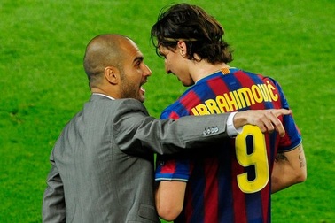 Guardiola và Ibrahimovic khẩu chiến dữ dội trước derby Manchester