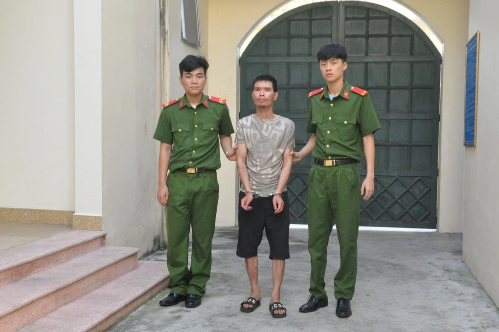 Những vụ chồng bạo hành vợ dã man ở miền Tây khiến dư luận phẫn nộ - 4 Những vụ chồng bạo hành vợ dã man ở miền Tây khiến dư luận phẫn nộ - 4