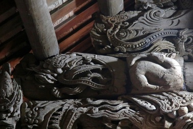 Vũ điệu rồng bên trong ngôi đình cổ ở Hà Nội