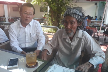 Cụ ông 84 tuổi bị con ruột khăng khăng đề nghị xử tù