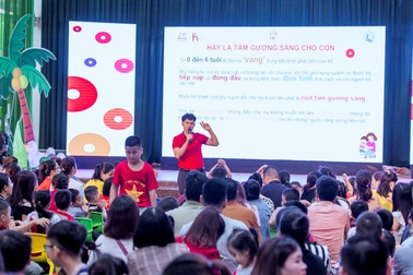 Chương trình "Sinh con, sinh cha" cùng Xuân Bắc đến Nghệ An