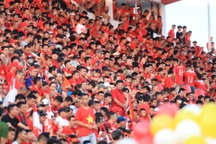 Hải Phòng bắn pháo hoa mừng Chung kết Giải bóng đá nữ Đông Nam Á