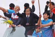 Quan chức VFF mâu thuẫn vì ông Nguyễn Lân Trung