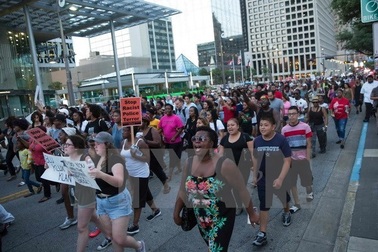 Vết thương sắc tộc khó lành