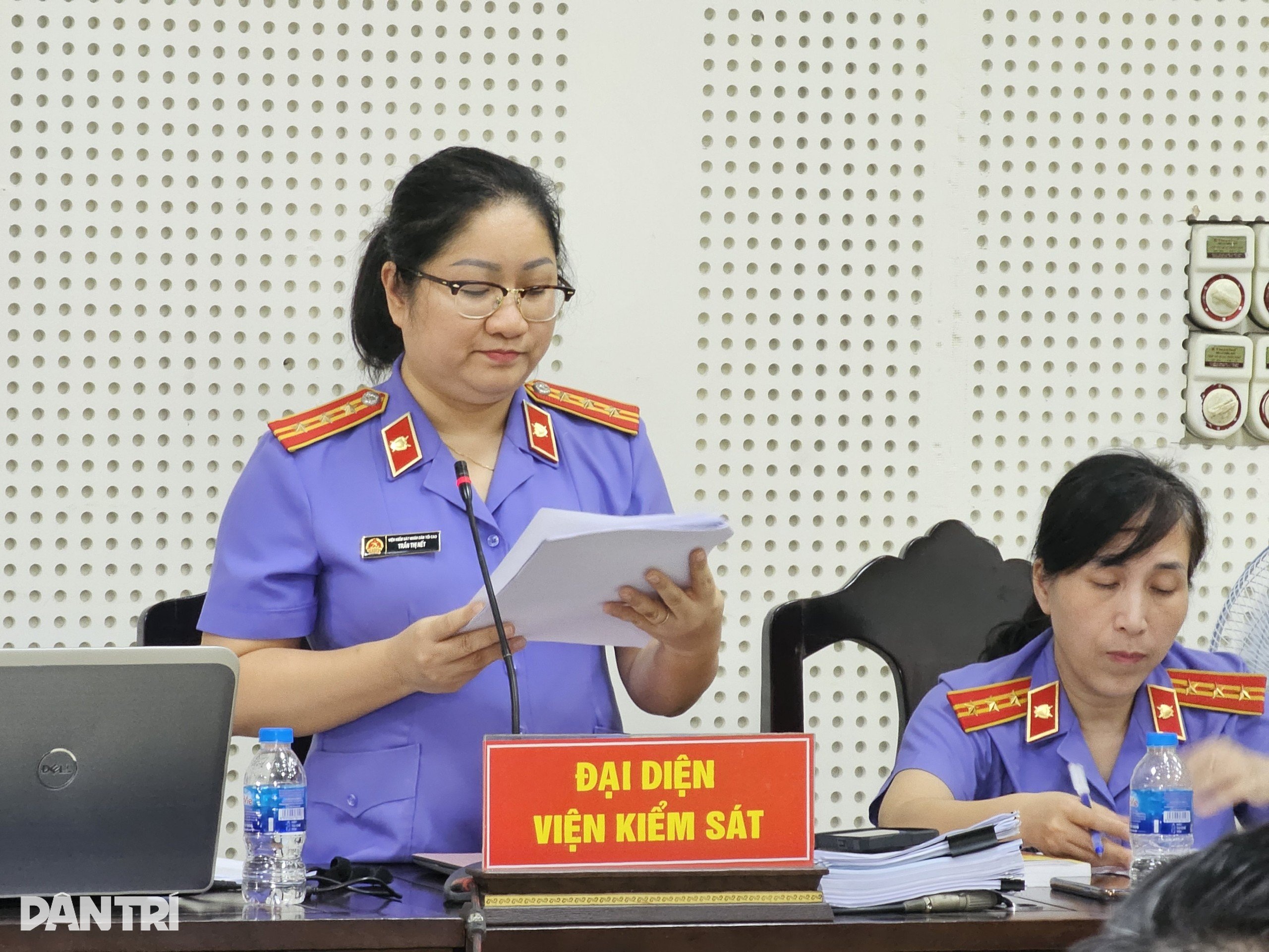 Bývalý prezident AIC Nguyen Thi Thanh Nhan byl odsouzen k trestu odnětí svobody v délce 10 až 11 let - 3 Cựu Chủ tịch AIC Nguyễn Thị Thanh Nhàn bị đề nghị 10-11 năm tù - 3