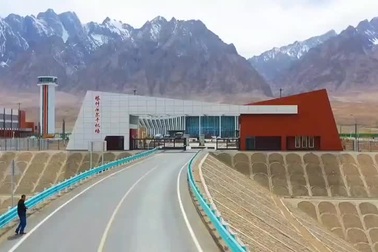 Trung Quốc xây sân bay trong tình trạng thiếu oxy, hết 229 triệu USD