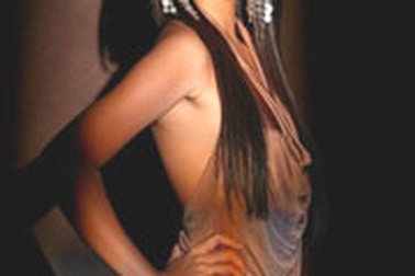 Bằng Lăng: Không sợ dị nghị vì cảnh nuy