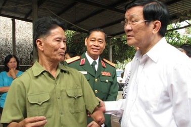 Chủ tịch nước Trương Tấn Sang: Cần quan tâm đời sống tinh thần của người dân