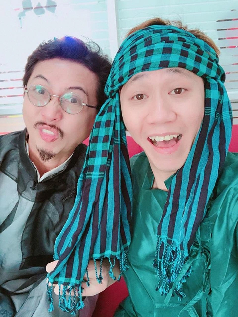 Diễn viên Anh Đức tiết lộ thân thiết với chồng của “tình cũ” Lâm Vỹ Dạ - 5 Diễn viên Anh Đức tiết lộ thân thiết với chồng của “tình cũ” Lâm Vỹ Dạ - 5