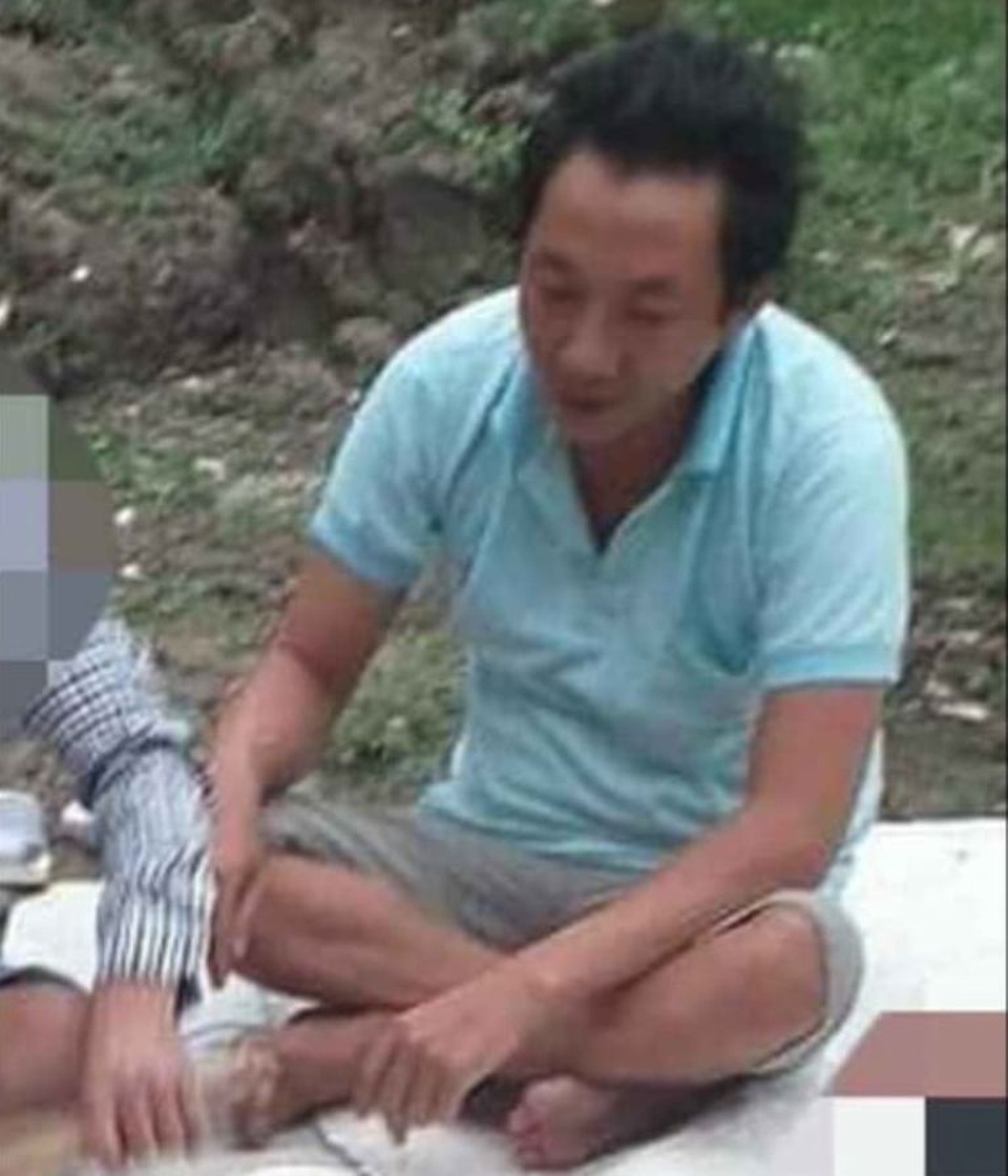  Truy nã người đàn ông đâm vợ cũ nguy kịch - 1