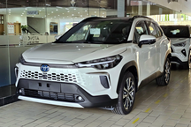 Tháng đầu quý IV: Thị trường ô tô sôi động, các hãng xe lên dây cót về đích